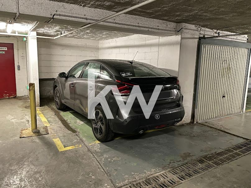 Vente parking  12 m² à Paris 6ème (75006), 49 500 €