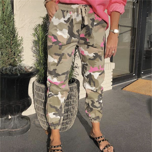 Title 2, European and American Camouflage Cropped Women...