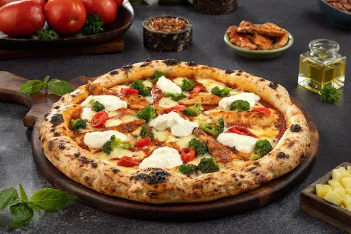 Naples - Grilled Chicken Pizza With Burrata Cheese