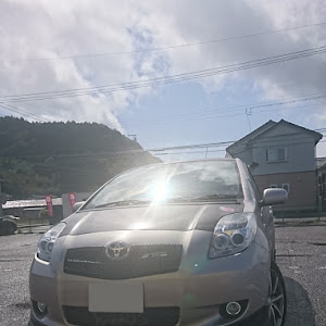 ヴィッツ NCP95