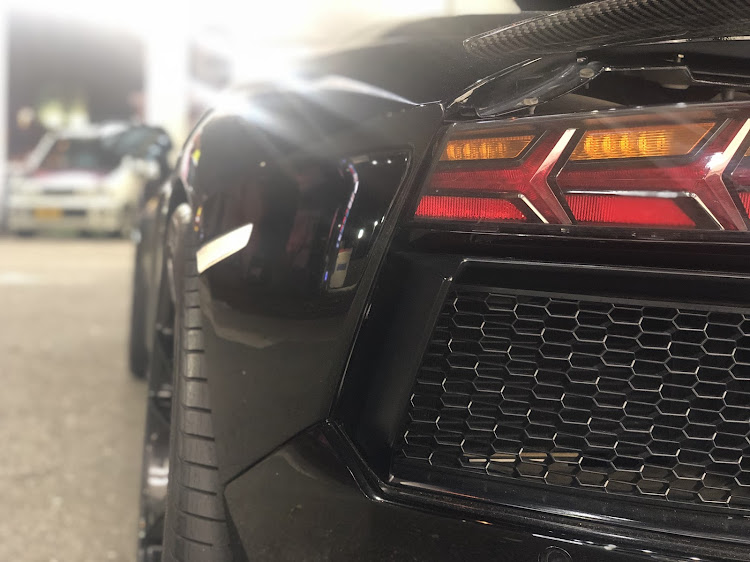 ウィッシュのランボルギーニ アヴェンタドール・dmc・スーパーカーニバル2018・スパシャンマスターショップ171尼崎店に関するカスタム事例の投稿画像8枚目