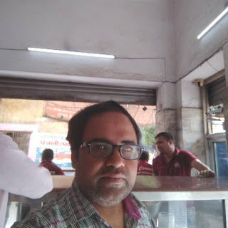 Rajesh Thakur at Om Corner Chhole Bhature, Karol Bagh,  photos