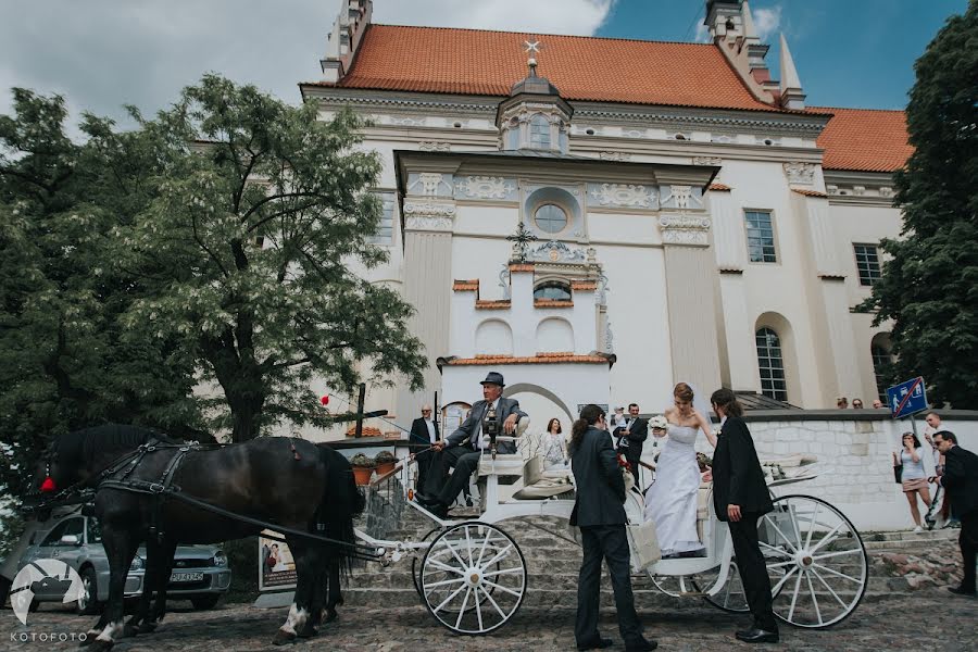 婚礼摄影师Piotr Kochanowski（kotofoto）。2017 1月20日的照片