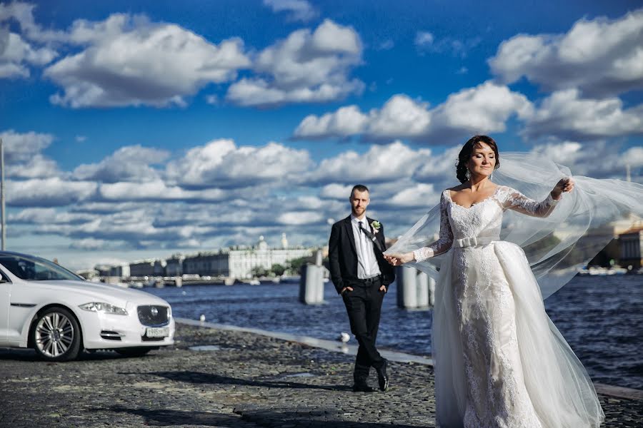 Fotógrafo de casamento Olga Shiyanova (oliachernika). Foto de 13 de novembro 2018