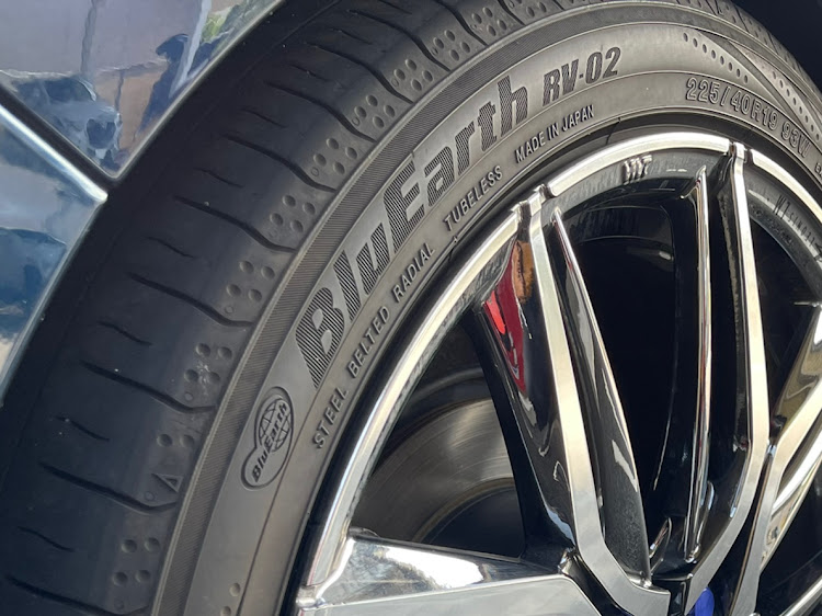 ヴォクシーのNVE Owners・CLUB"Dual"・80VOXY・MODELLISTAに関するカスタム事例の投稿画像3枚目