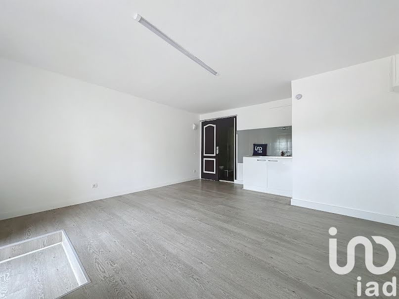 Vente appartement 1 pièce 24 m² à Nanteuil-lès-Meaux (77100), 79 000 €