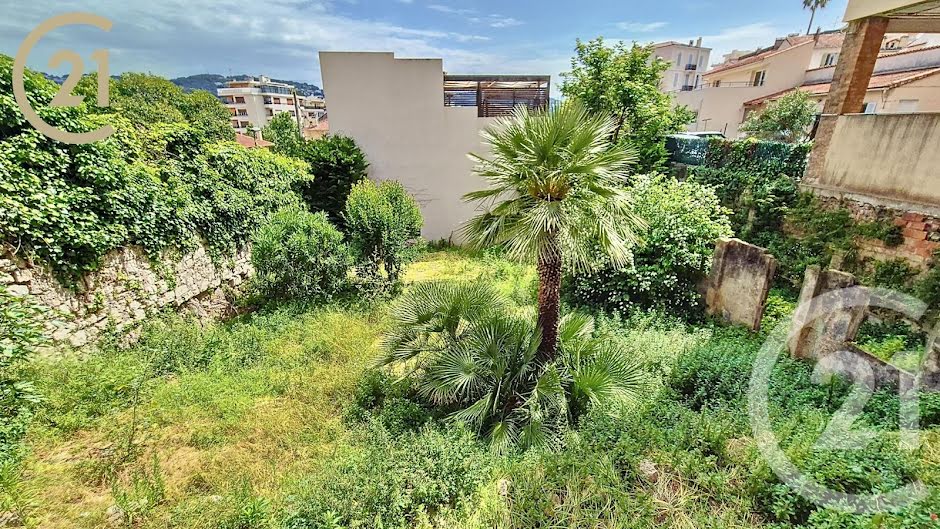 Vente appartement 2 pièces 27.3 m² à Cannes (06400), 210 000 €