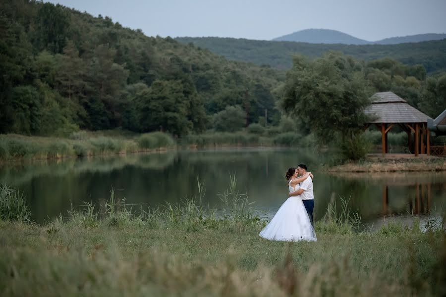 Fotógrafo de casamento Szabina Jardek (jardekszabina). Foto de 11 de outubro 2022