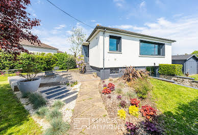 Maison avec terrasse 1