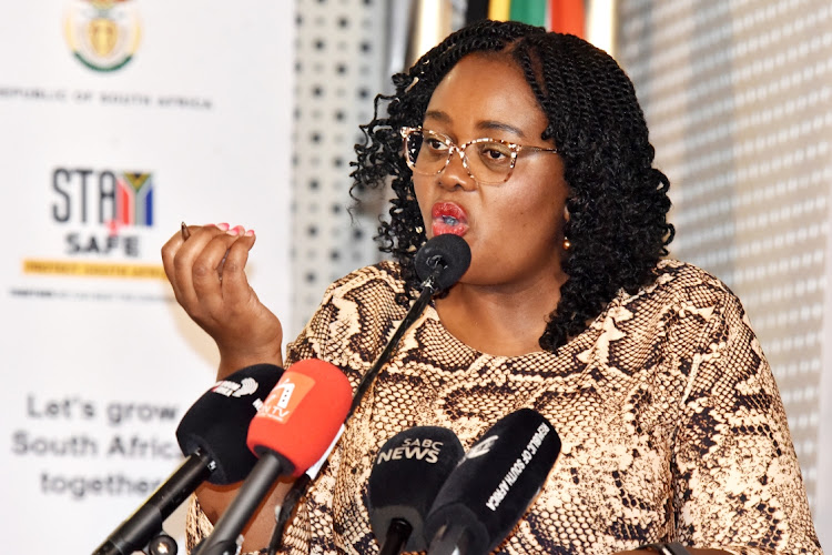 Human Settlements minister Mmamoloko Kubayi has had a fallout with her director-general