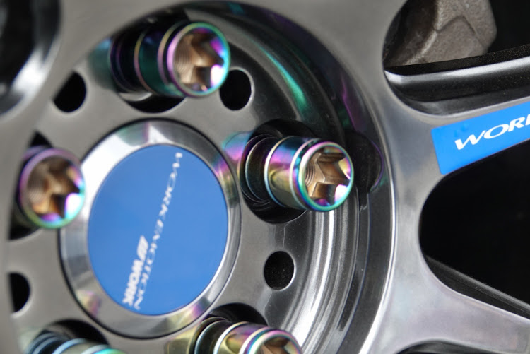 レガシィツーリングワゴンのみんなでつくろうホイール図鑑・痛車・workwheels・workwheelsjapanに関するカスタム事例の投稿画像3枚目