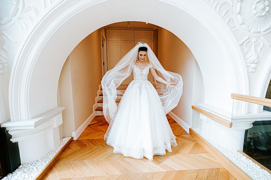 Wedding photographer Claudiu Stefan (claudiustefan). Photo of 9 December 2023