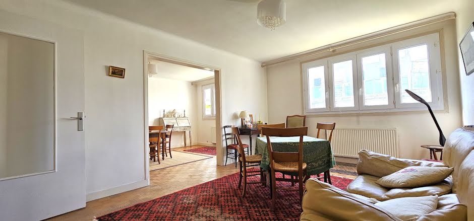 Vente appartement 5 pièces 104 m² à Nantes (44000), 298 680 €