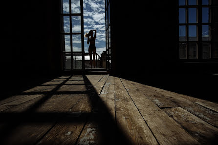 Fotógrafo de casamento Dasha Tebenikhina (tebenik). Foto de 25 de junho 2018