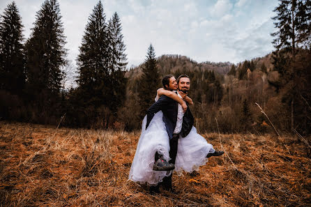 Wedding photographer Bogdan Bucseneanu (blurphotoevents). Photo of 7 January 2019