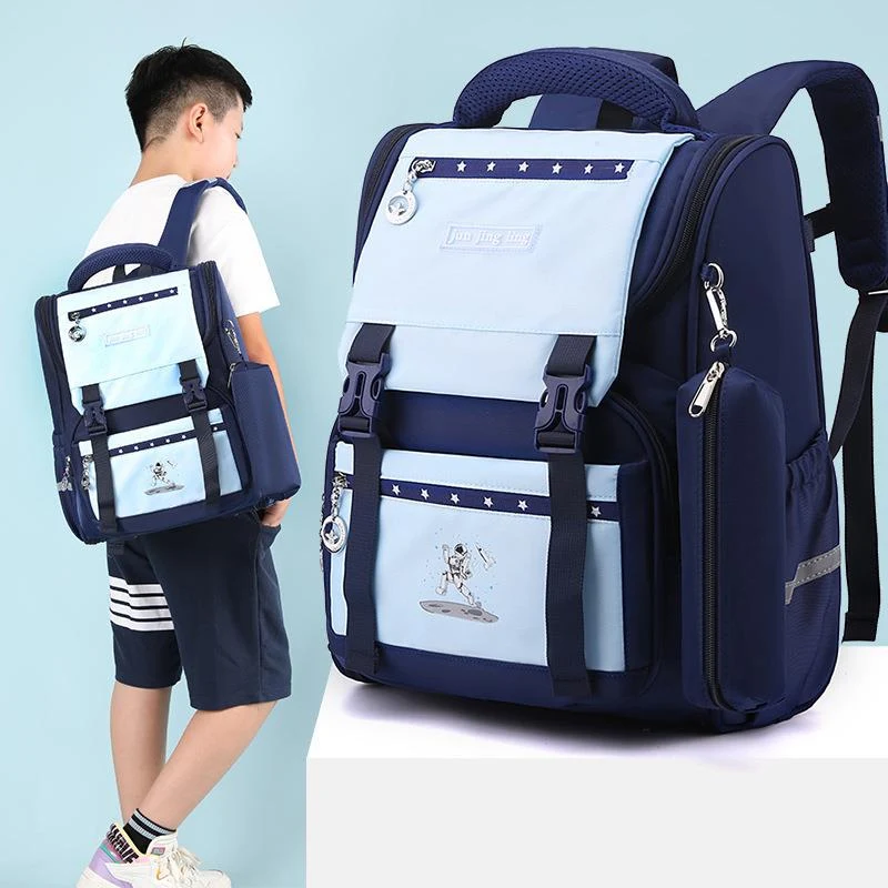 Casual Japanse rugzak met cartoon, grote capaciteit. Ideaal voor dagelijks gebruik, veel ruimte voor al je spullen, comfortabel en stijlvol.