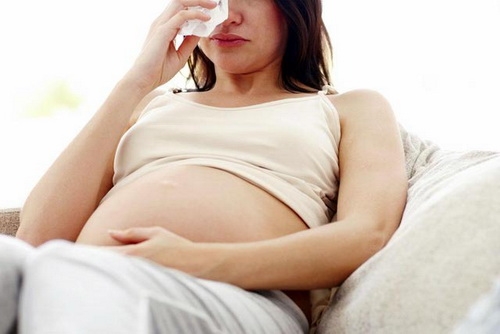 Tâm lí mẹ bầu luôn thay đổi thất thường, bố nên tìm hiểu nguyên nhân giúp mẹ và đừng làm mẹ buồn khóc | Bé Yêu