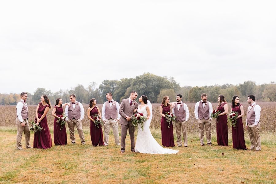 Fotografo di matrimoni Tara Lawson (taralawson). Foto del 8 settembre 2019