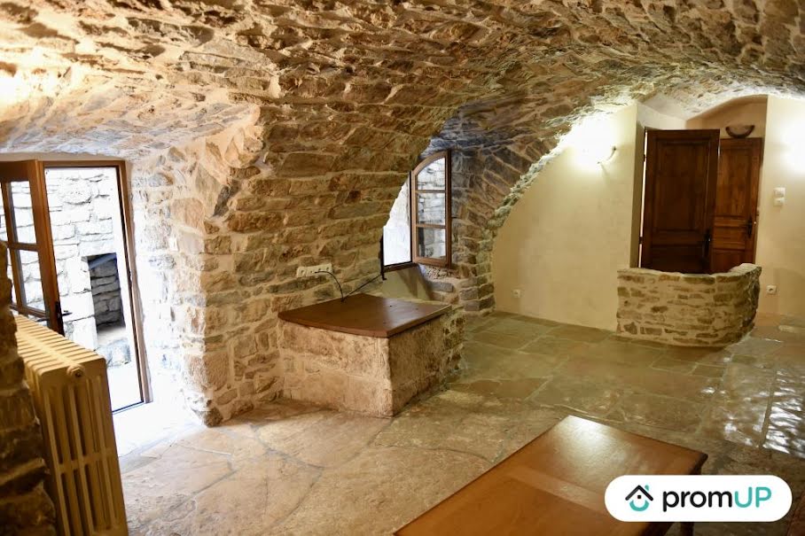 Vente maison 7 pièces 130 m² à Les Vignes (48210), 189 000 €