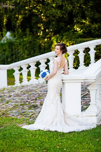 Wedding photographer Yana Yavorskaya (yanna1383). Photo of 2 August 2015