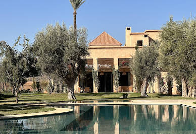 Maison avec piscine et terrasse 14