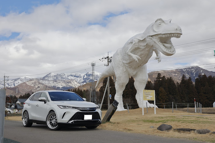 ハリアーの80ハリアー・ハリアーのある生活・福井県立恐竜博物館・福井旅行・ハリアーに乗ってて良かったに関するカスタム事例の投稿画像1枚目