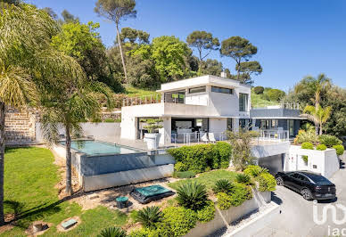 Maison avec piscine et terrasse 16