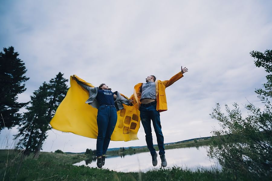 結婚式の写真家Lyubov Yanova (vranin)。2019 6月22日の写真