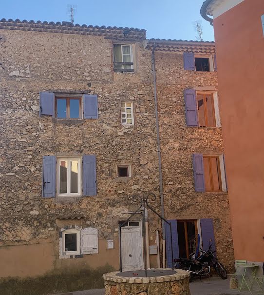 Vente maison 7 pièces 130 m² à Tavernes (83670), 168 000 €