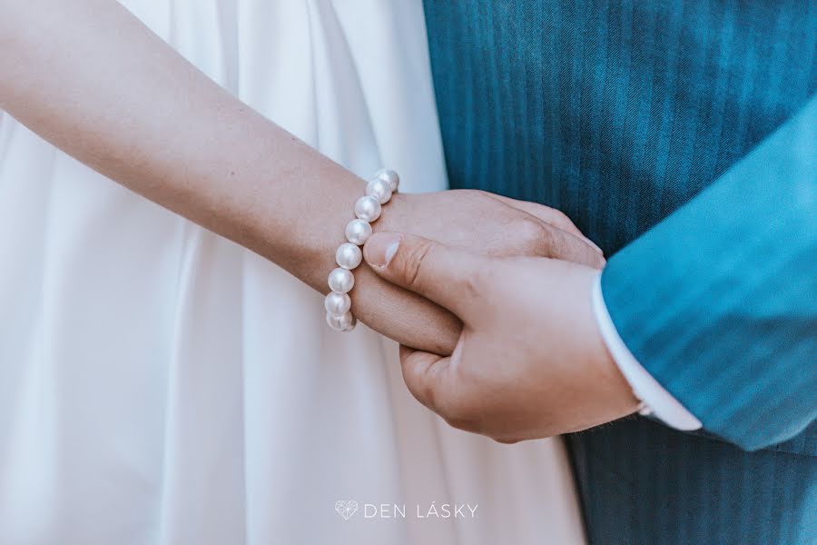 Fotografer pernikahan Den Lásky (denlasky). Foto tanggal 5 Mei 2021