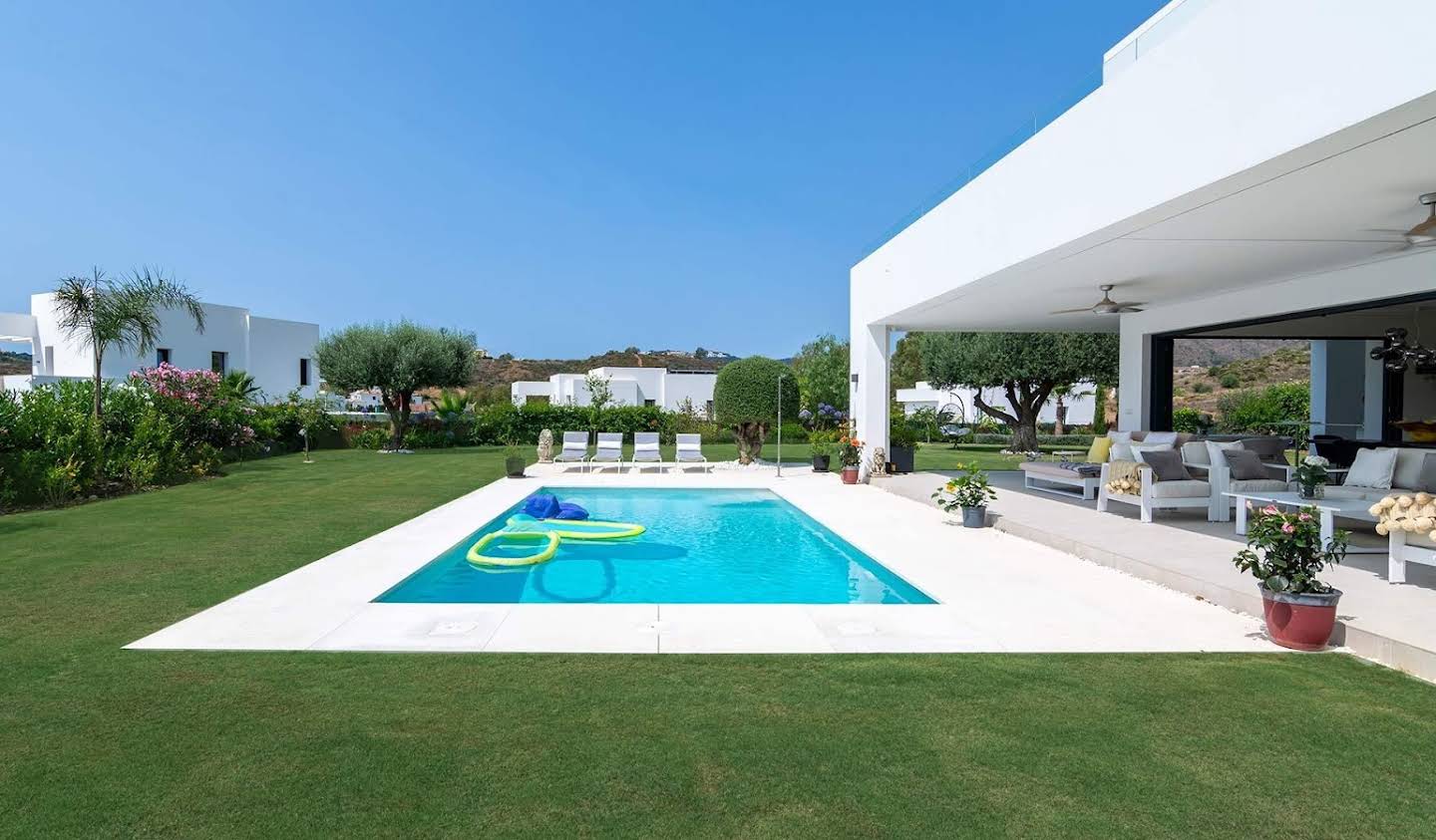 Villa with pool and terrace Mijas