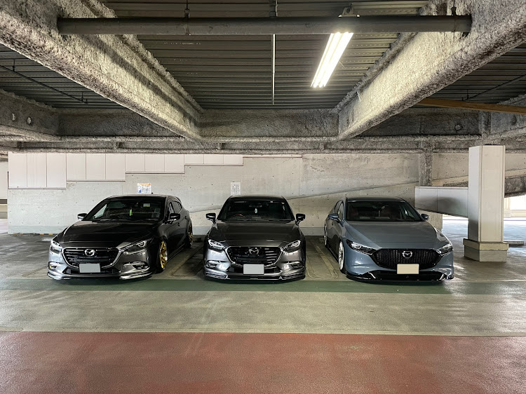MAZDA3のタイヤ・ホイール紹介・ドライブに関するカスタム事例の投稿画像1枚目