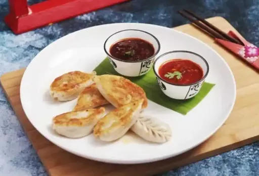 Fried Momos [8 Pieces]