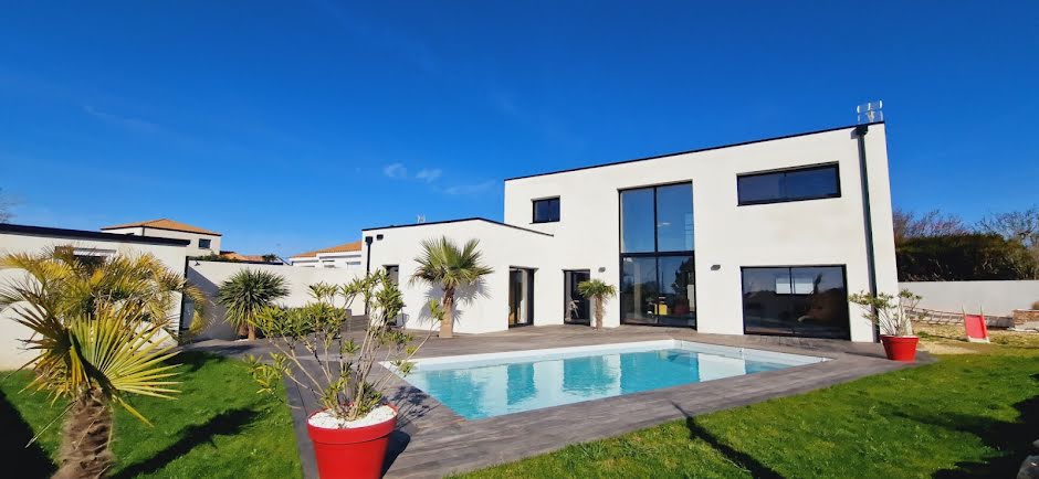 Vente maison 5 pièces 158 m² à Brem-sur-Mer (85470), 695 000 €