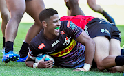 Sacha Feinberg-Mngomezulu of the Stormers scores a try during the United Rugby Championship match against Lions at Emirates Airline Park on October 21, 2023.