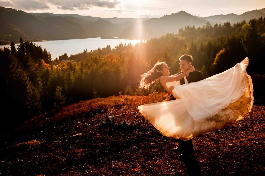 Fotógrafo de casamento Daniel Uta (danielu). Foto de 21 de outubro 2019