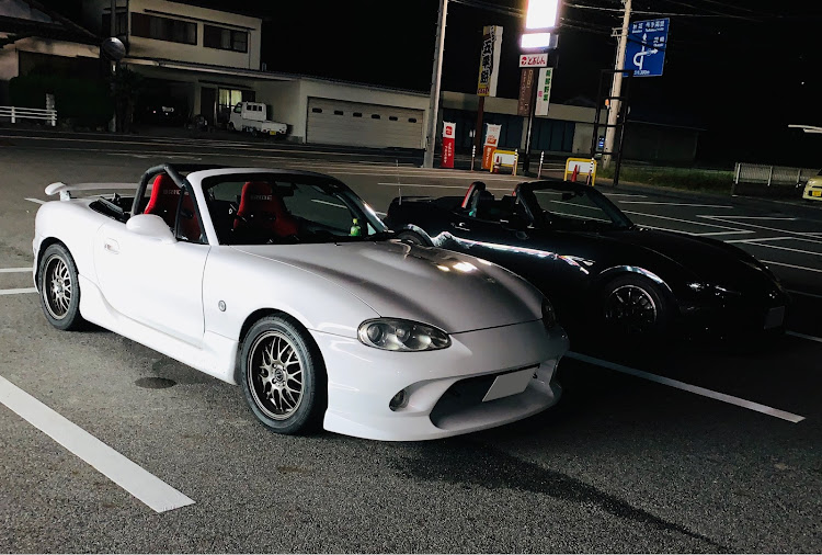 ロードスターの減衰調整・夜のドライブに関するカスタム事例の投稿画像1枚目