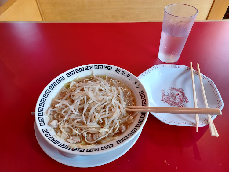 スカイラインのFJR30・聖地で仮眠と、旅行の成功を祈り🙏・来年のシブミー下見・昼間暑い💦・早めにホテルチェックインに関するカスタム事例の投稿画像10枚目