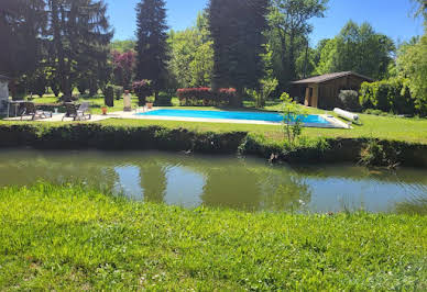 Propriété avec piscine 4