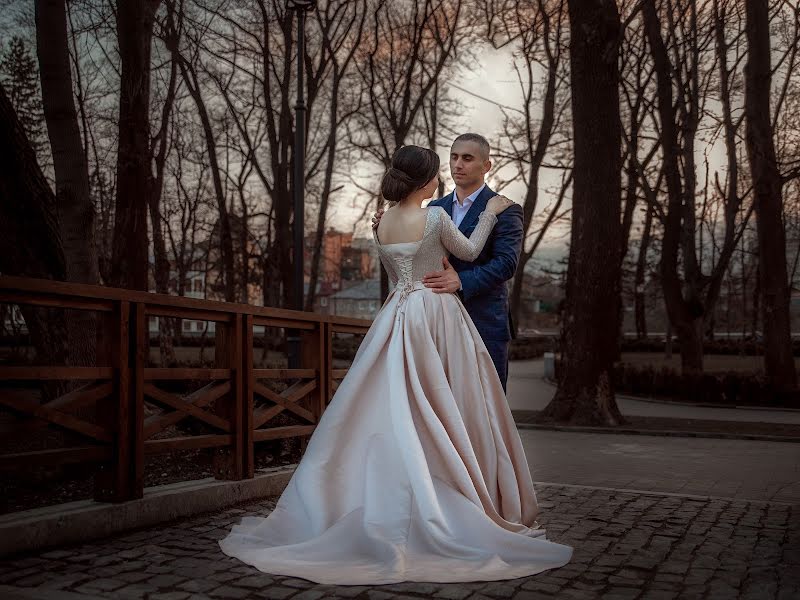 Svatební fotograf Polina Vereschagina (fotobober). Fotografie z 4.června 2019