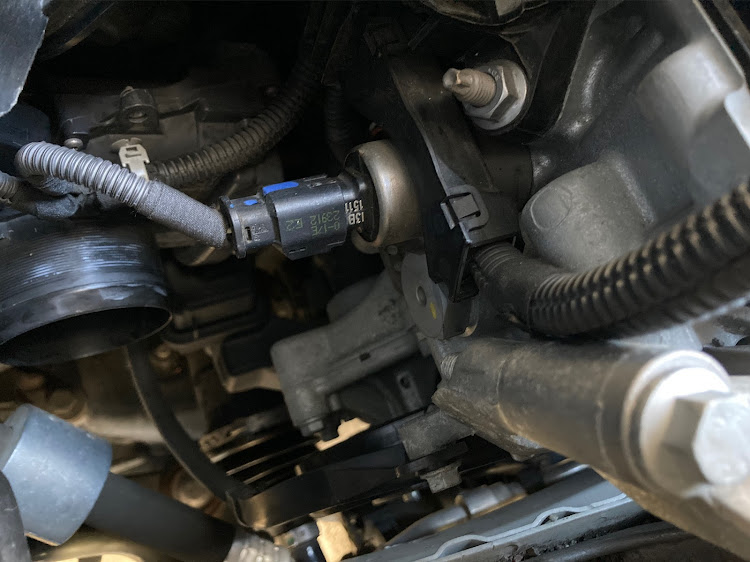 ミニ クロスオーバーのMINI CROSSOVER・DIY・チェーンテンショナー交換に関するカスタム事例の投稿画像5枚目