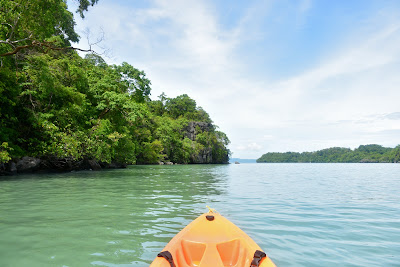 Paddle by kayak along the coastline of Koh Khao Yai