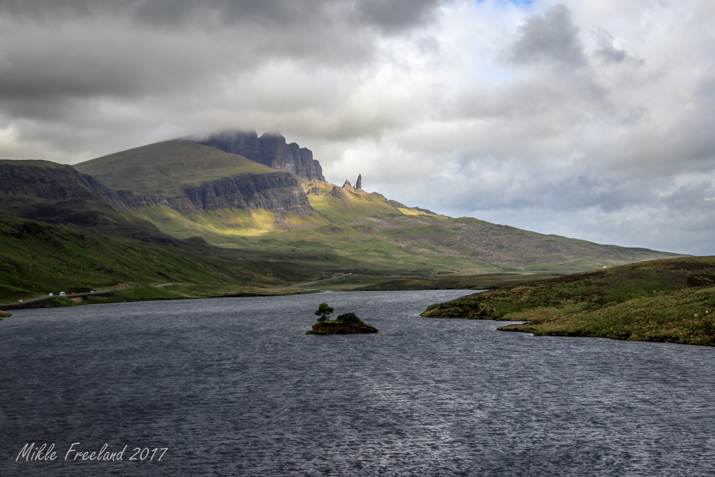 Шотландия в 1000 фотографиях: Нортумберленд, Эдинбург и Хайленд:  Arrochar, Glencoe, Ardnamurchan, Island of Skye