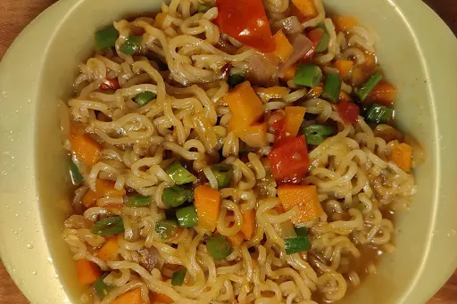 Veg Butter Masala Maggi