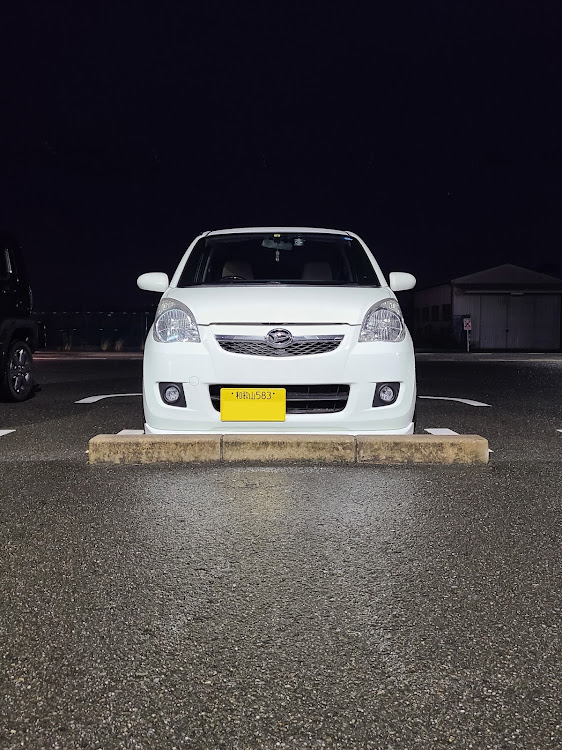 ミラの車高詐欺・寄り道撮影に関するカスタム事例の投稿画像3枚目