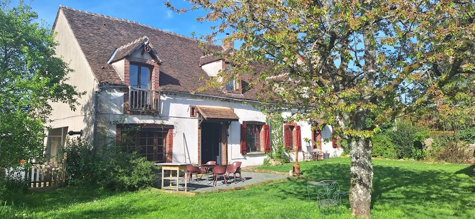 Vente maison 5 pièces 215 m² à Villechétive (89320), 239 000 €