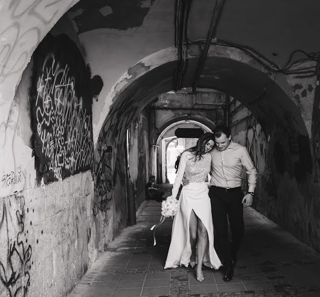 Fotografo di matrimoni Elena Dyakiv (djakiv). Foto del 6 giugno 2019