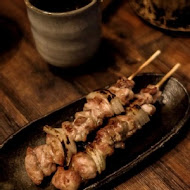 京丘・炭火燒鳥專門店 Very Chill Yakitori