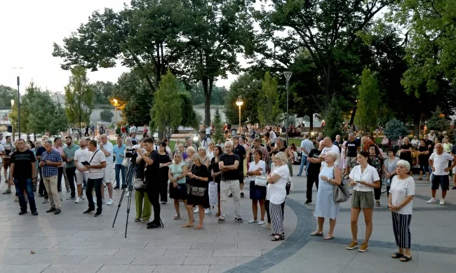 Protest u Nišu:Za 14 dana počinje nova školska godina, a država i dalje tvrdi da sistem nije zakazao