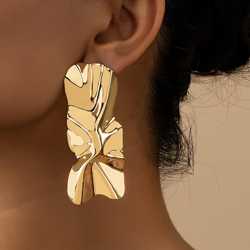 Title 4, Exaggerated Personalized Design Pleated Metal E...
